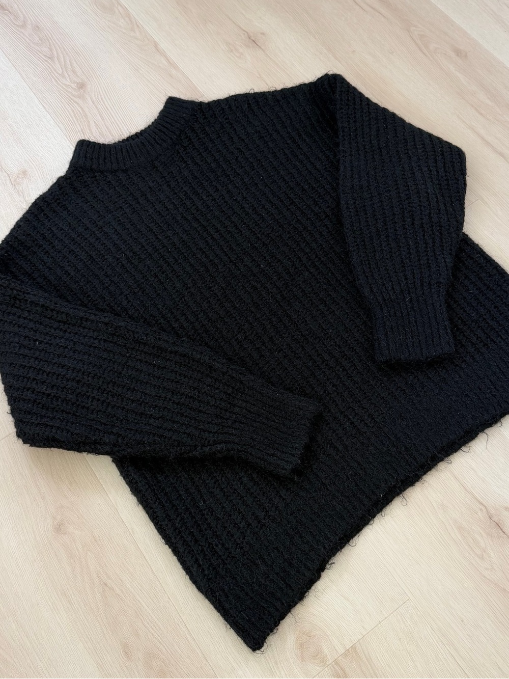 old navy black fuzzy sweater